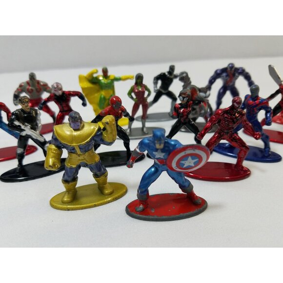 Marvel Nano Metalfigs mixed lot of 18 figures Spider-verse Spider-man Thanos - Picture 3 of 16